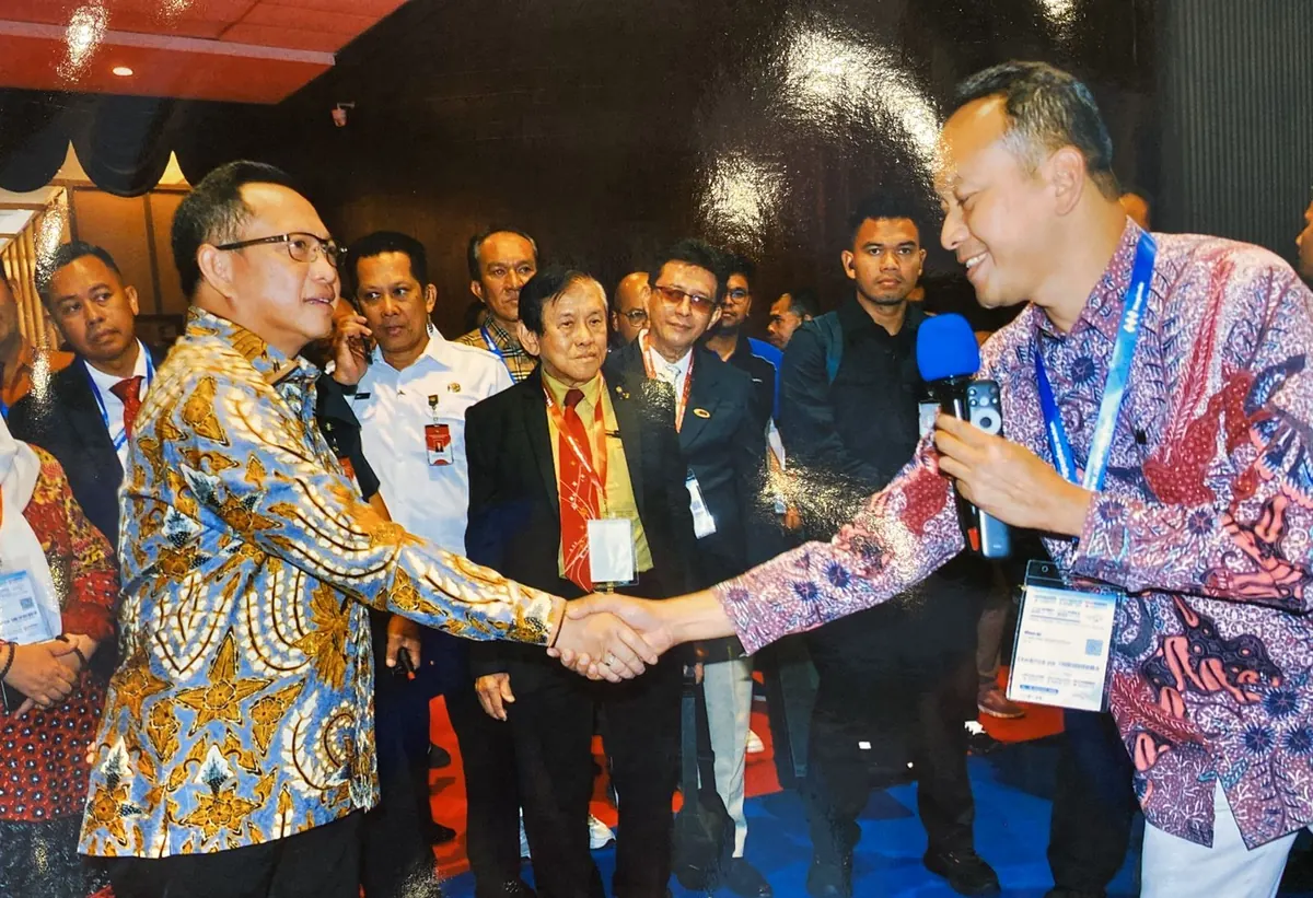 Bertemu pejabat di pameran industri air